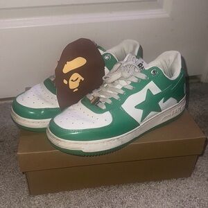 BAPESTA GREEN SNEAKERS - SIZE 10 - MODERATELY WORN - SHELF KEPT